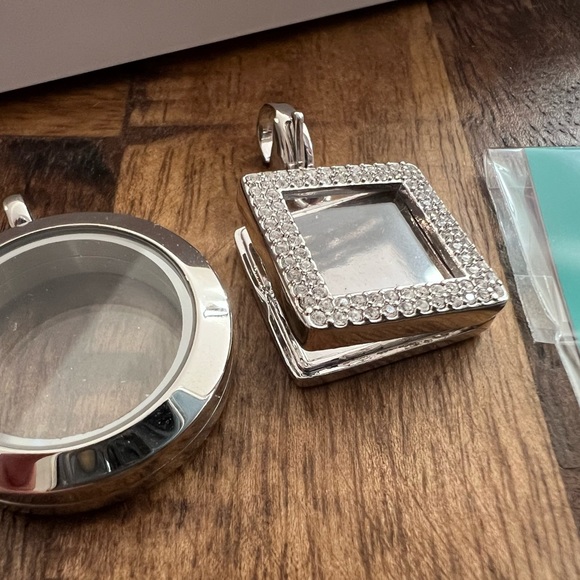 Lot Origami Owl including case - Picture 9 of 10